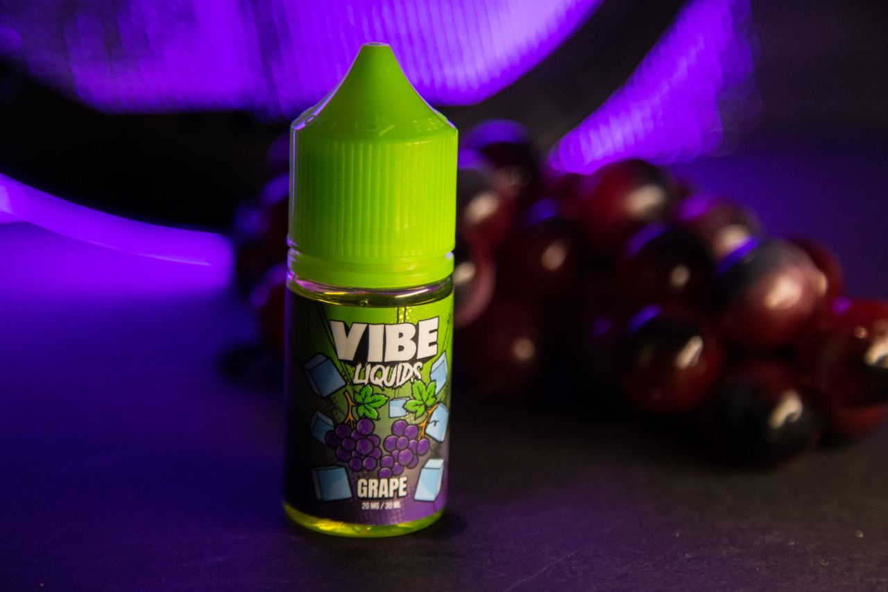 Жидкости vibe. Vibe Liquid жидкость. Жижа виноград малина. Crazy Vibe жидкость. Crazy Vibe жидкость для вейпа.